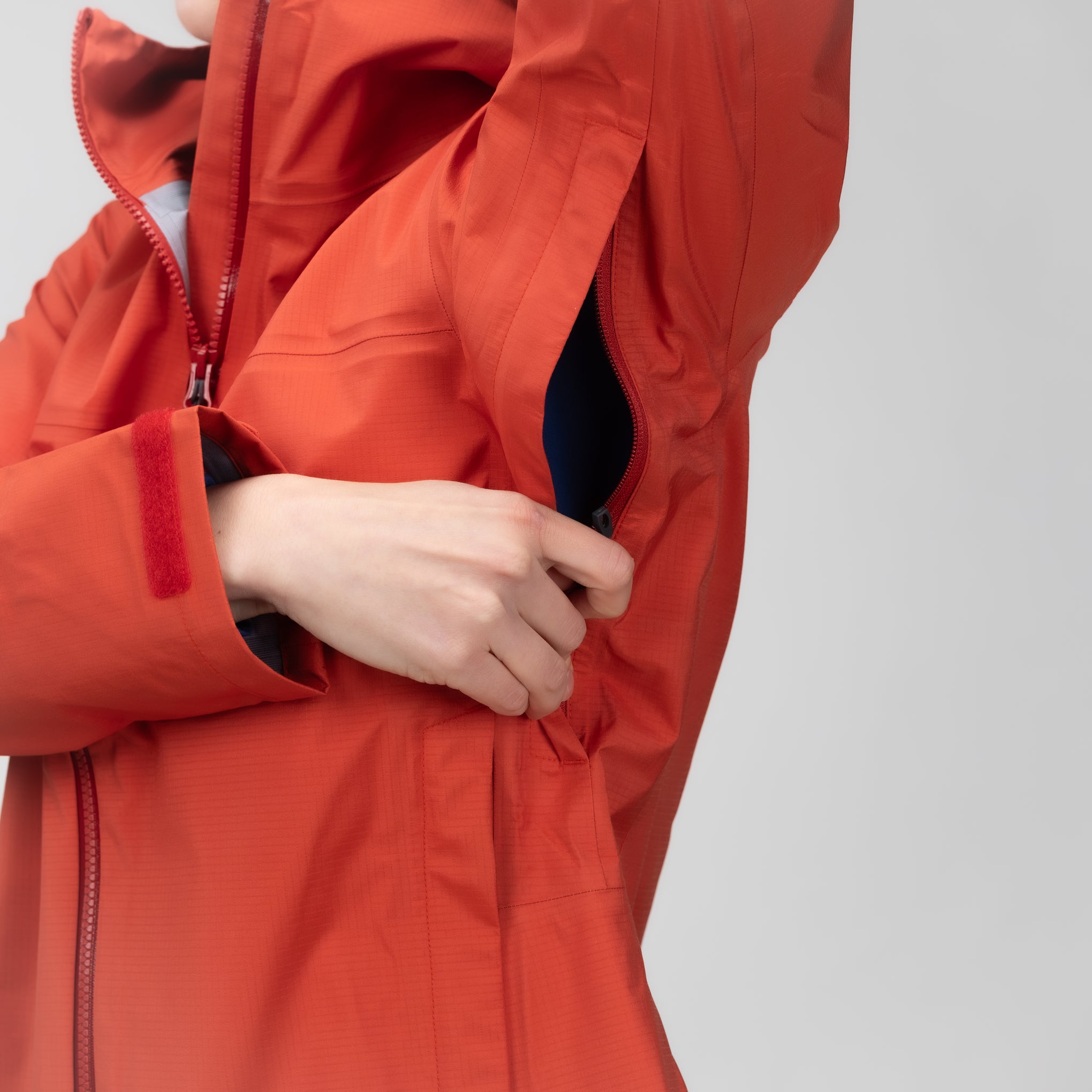 Stormbreaker Jacket Women's